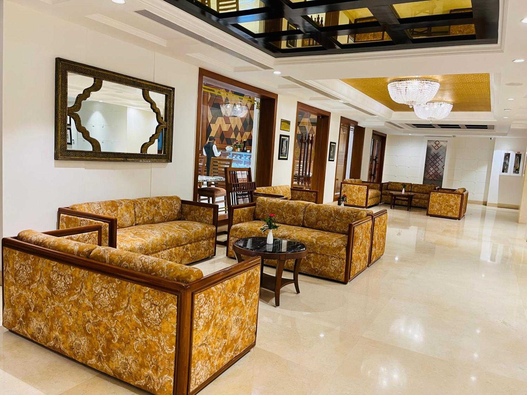 Hotel Chandela Khajurāho Exterior foto